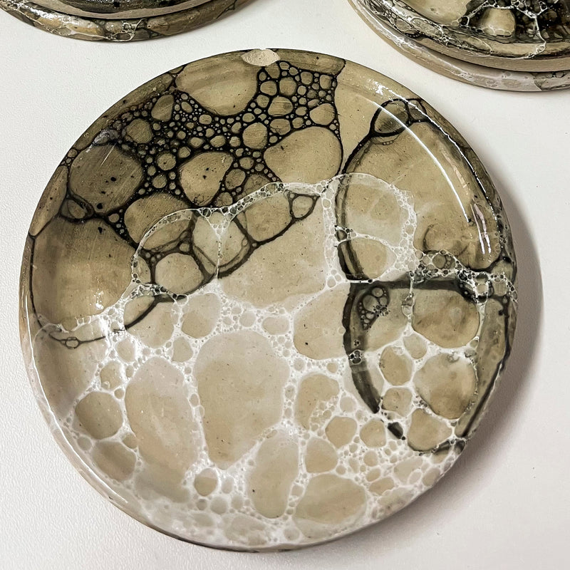 Seifenschale mit Bubble-Effekt | schwarz-weiß | Keramik