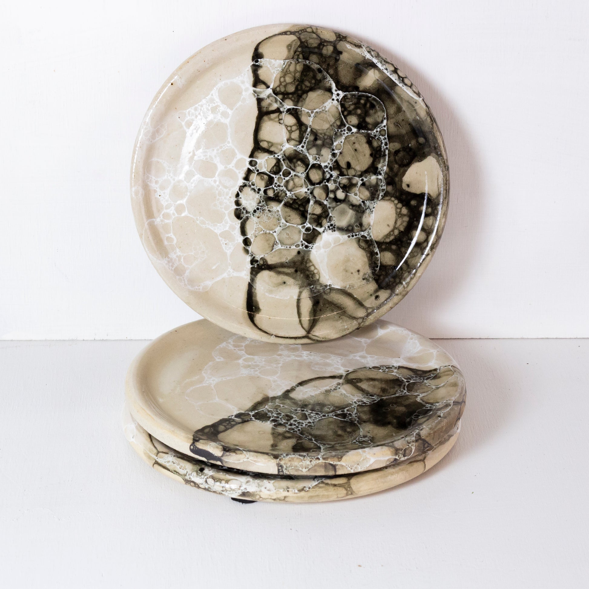 ceramic soap dish | black & white bubbles